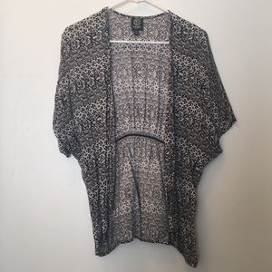 Short-sleeve Cardigan